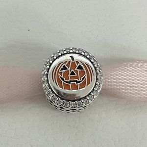 Pandora halloween pumpkin charm